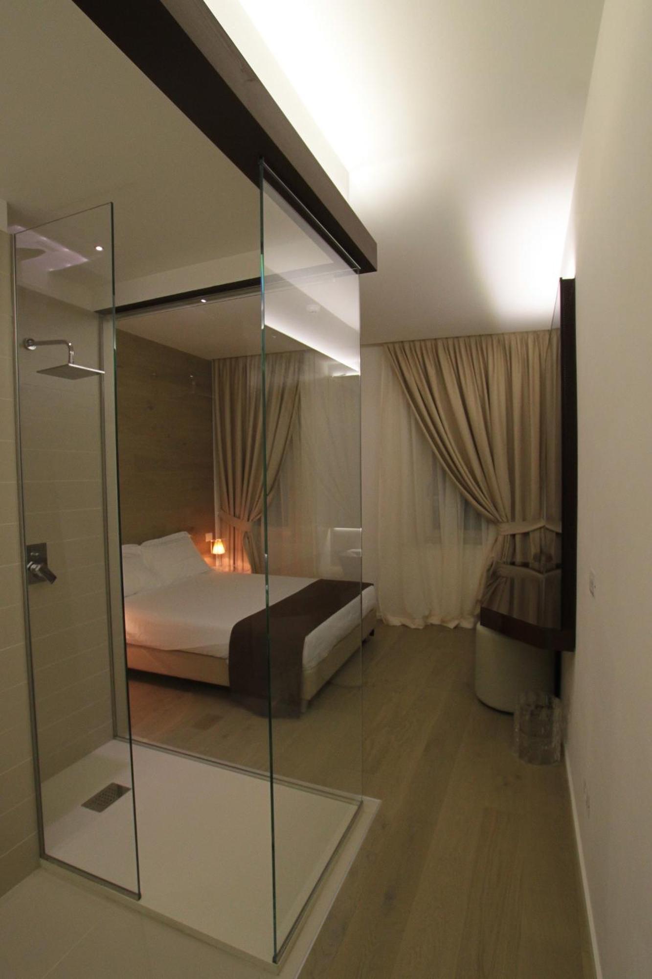 Borgoleoni 18 - Room And Breakfast Ferrara Habitación foto